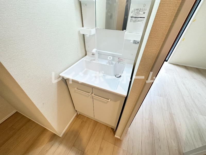 特典：仲介手数料が無料です!!の洗面所