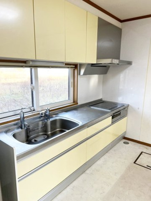 【キッチン】 | 余市町黒川町16丁目 一戸建 | システムキッチン交換歴あり♪