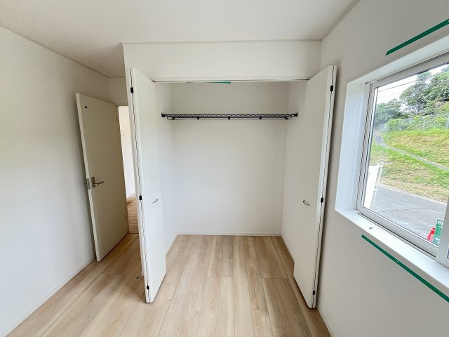 【収納】 | 糟屋郡須恵町新原第5　号棟（全3棟）【仲介手数料無料・0円】 | 施工例。施工例は完成時と異なる場合があります。