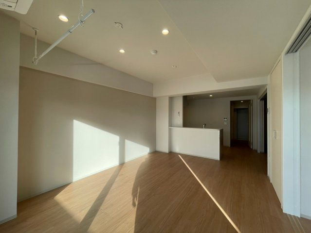 トリニティ豊中本町の居間・リビング