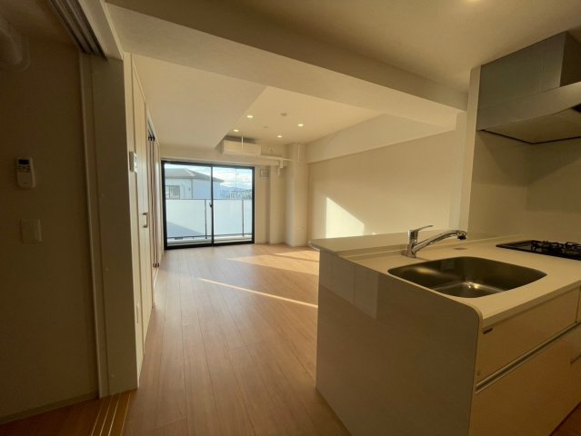 トリニティ豊中本町の居間・リビング