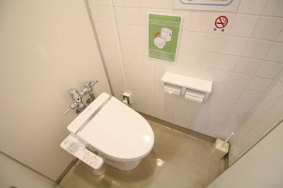 【トイレ】 | ＫＨＫ灘ビル | 共同トイレ