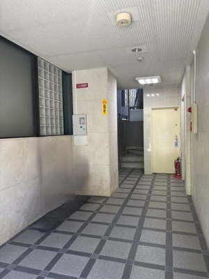 【エントランス】 | 御影時枝ビル