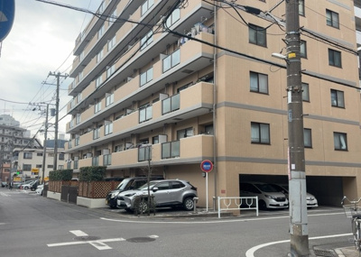 【外観】 | ハイホーム淵野辺 | マンションの外観は非常に重要なポイントです！外観の善し悪しは資産価値に大きな影響を与えます。外観のいいマンションを購入することで、高値で売却がしやすく、買い手が見つかりやすいというメリットがあります。