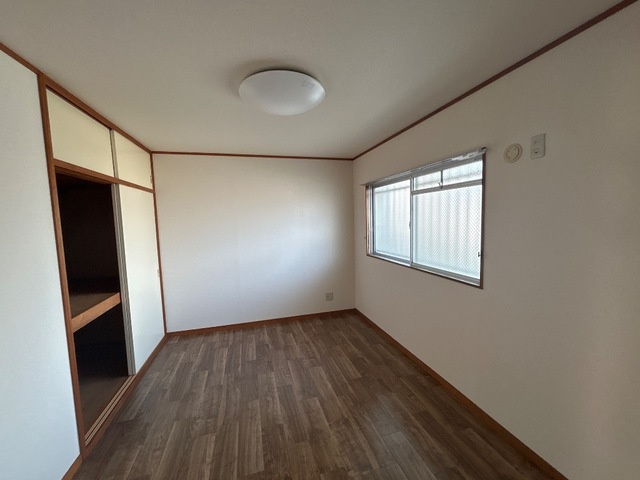 エスポワール南ヶ丘の洋室