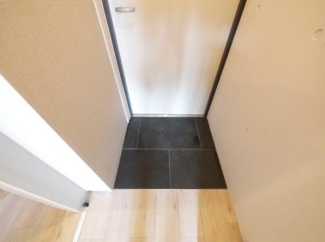 【玄関】