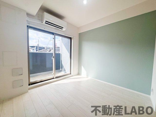 ファステート大阪アステールの洋室