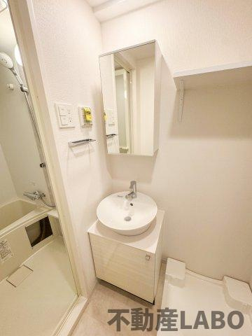 ファステート大阪アステールの洗面所