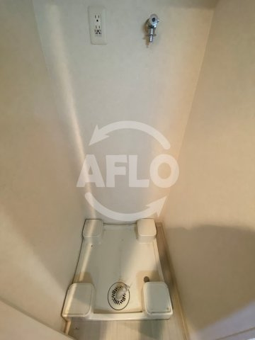プレサンス心斎橋ルティアの洗面所|プレサンス心斎橋ルティア　室内洗濯パン