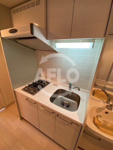 プレサンス心斎橋ルティアのキッチン|プレサンス心斎橋ルティア　システムキッチン