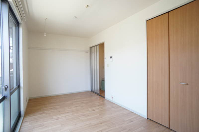 【寝室】 | サンスタレトキワ