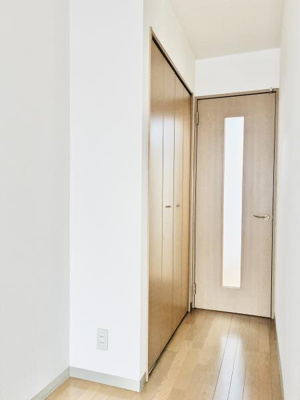 【居間・リビング】 | セレ西尾久 | 荒川遊園地前の賃貸物件。
「セレ西尾久」のことなら(株)メイワ・エステートへお任せください。