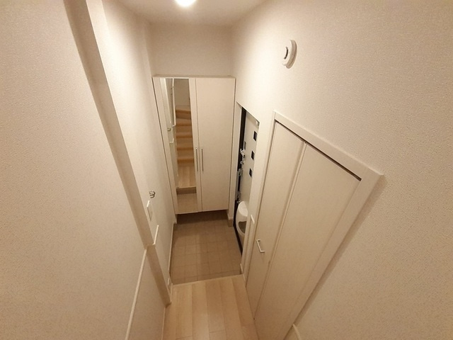 イーケー　サングレースの玄関