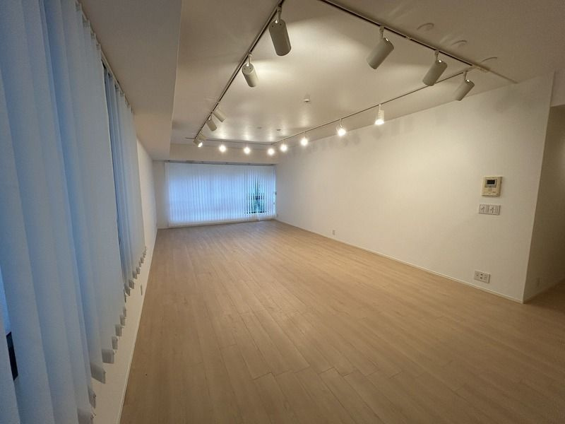 グランカーサ六本木のロビー