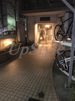 【エントランス】