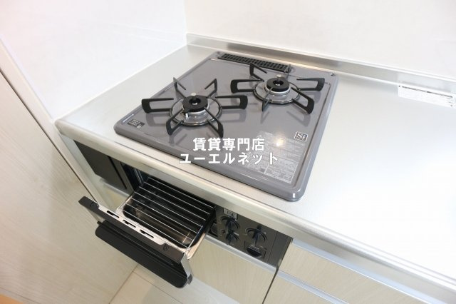【設備】 | JIN Residence吹田 | 2口ガスコンロでお料理ラクラク！