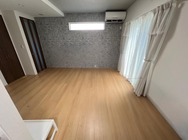 野洲市三上　中古戸建の居間・リビング
