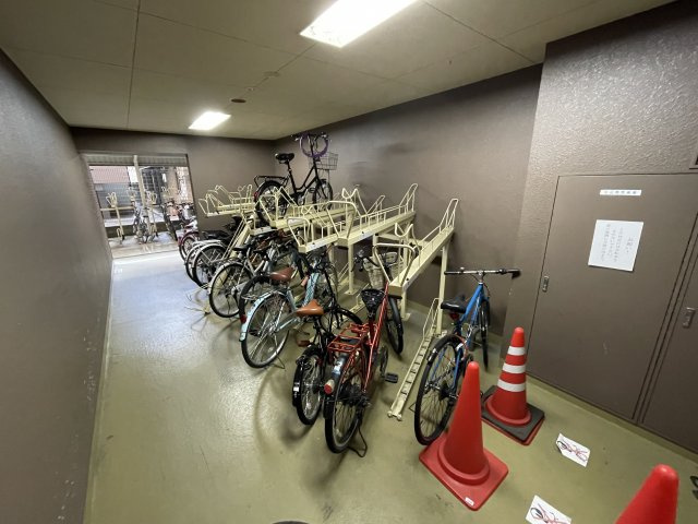 アスリート本町西