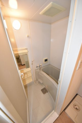 アスリート本町西の浴室