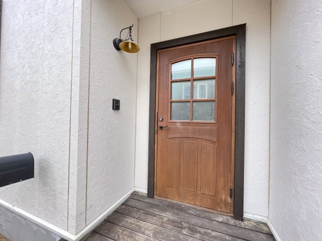 八戸市西白山台4丁目の玄関