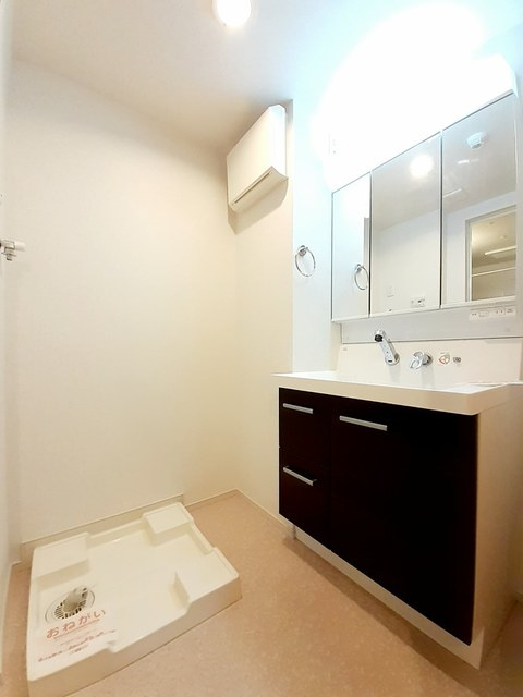 Kヴェストの独立洗面台