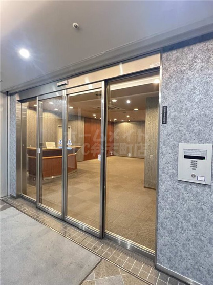 【エントランス】 | 大阪ベイタワーレジデンス | ゆとりのあるエントランスです