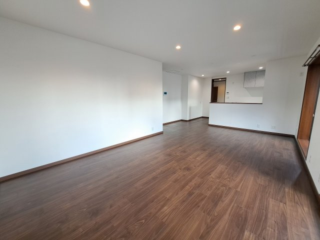 フェリッツ上甲子園の居間・リビング