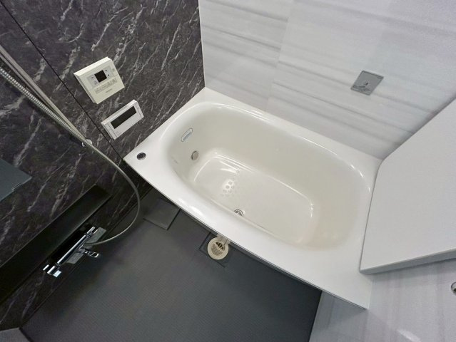 プレサンスレジェンド大阪新町タワーの浴室