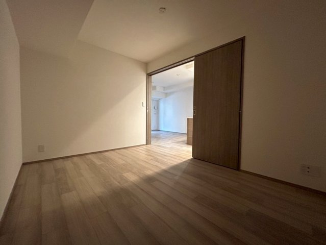 プレサンスレジェンド大阪新町タワーの洋室