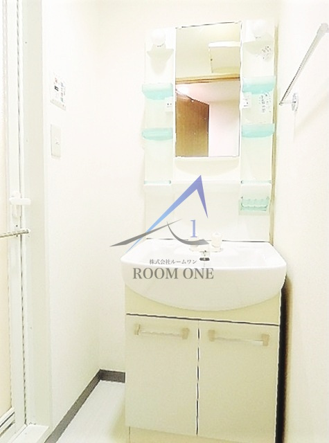 ルマ・マニスの洗面所|洗面台です。