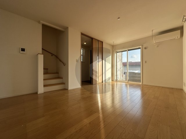 玉串町東戸建ての居間・リビング