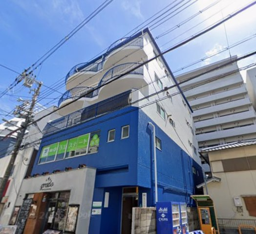 Rエンシンビルの外観