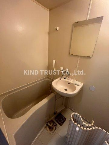 第2ミカドマンションの洗面所|忙しい朝には欠かせない洗面所です