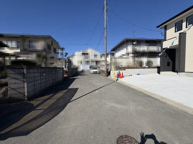 【その他】 | 糟屋郡須恵町大字須恵22期　1号棟（全1棟）【仲介手数料無料・0円】 | 現地写真。前面道路です。