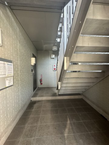 クリア　トゥレスＢＣ　Ｃ棟のロビー