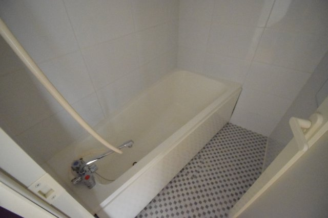 リブリ・パルクルールの浴室|浴室乾燥機付き★