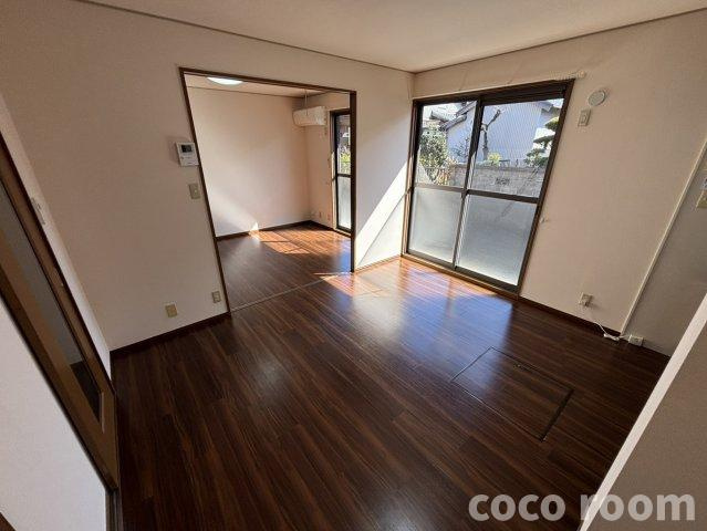 デルニエⅡ　Bの居間・リビング