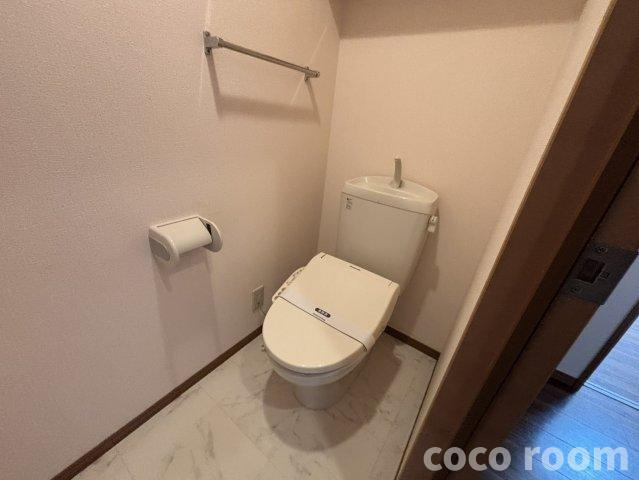 デルニエⅡ　Bの洋室