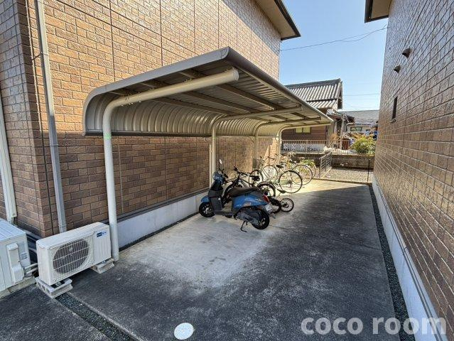 デルニエⅡ　Bの駐車場