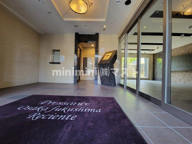 プレサンス大阪福島レシェンテのロビー
