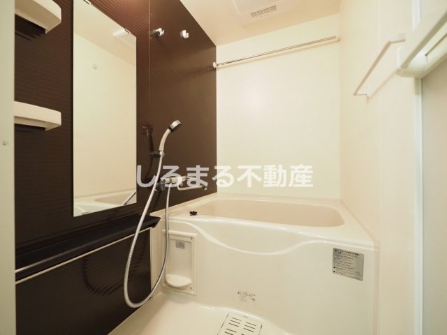 ソルテラス本庄西クレアストの浴室