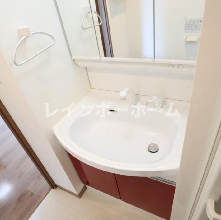 錦糸町インターナショナルレジデンスの独立洗面台