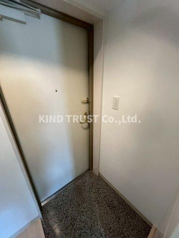 アルビオン西梅田の玄関|ゆったりとした玄関です