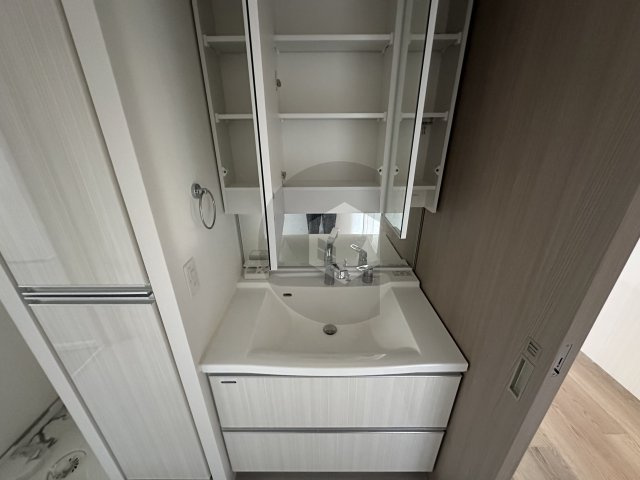 ボーベダー御厨の独立洗面台