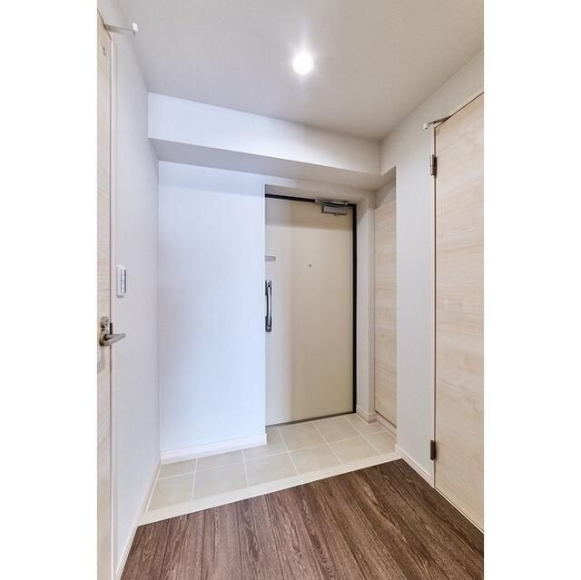 アルファコート曳舟２の玄関