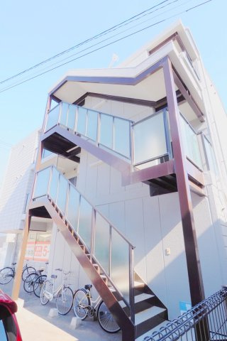 グラナティス西原