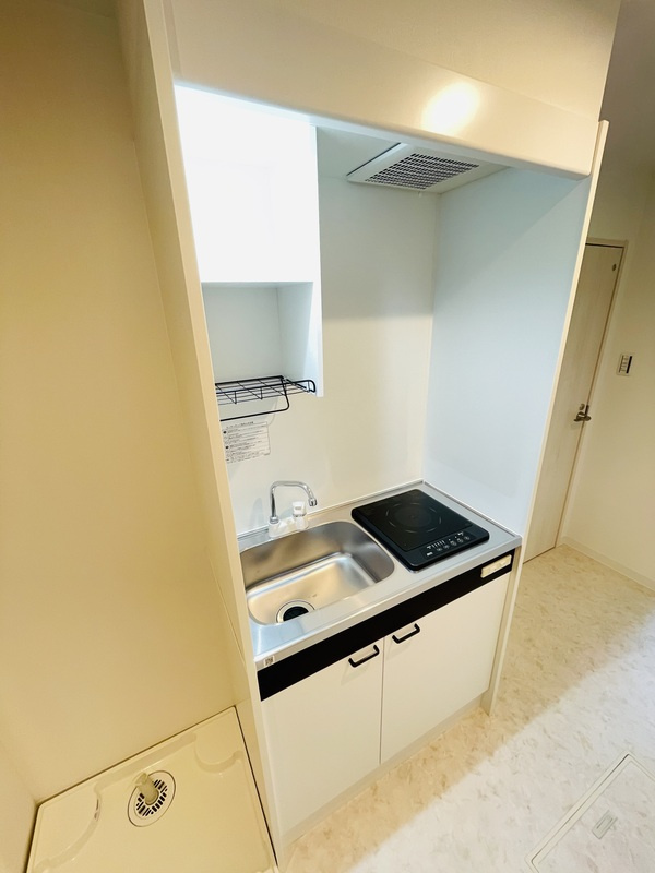 府中市清水が丘２丁目のアパートのキッチン