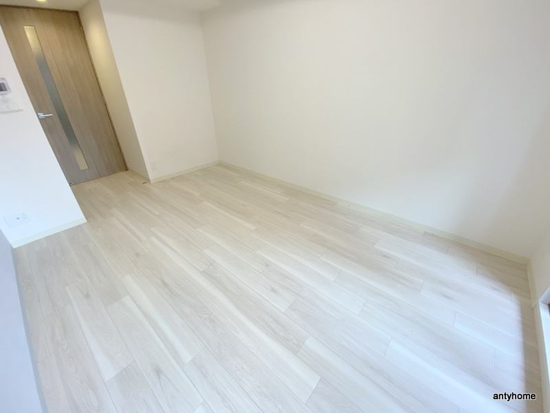 プレサンス堺筋本町センティス　仲介手数料無料の洋室