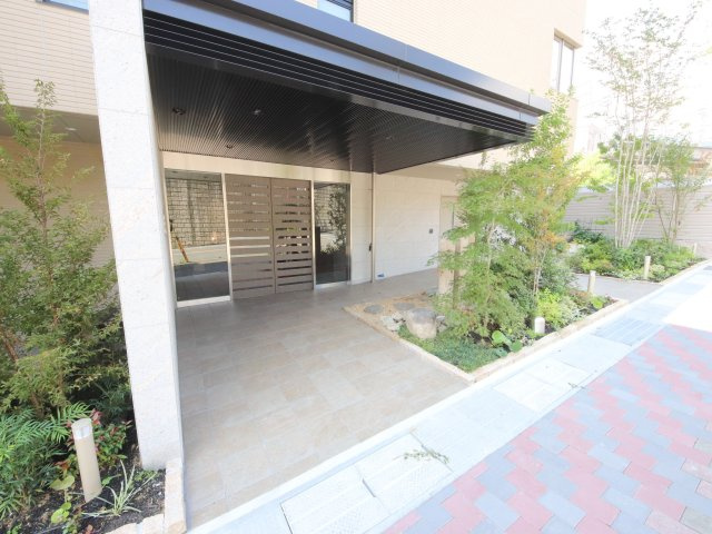 Ｔｏｕｒ　ｄ’Ａｎｇｅ　Ｉｋｏｍａのエントランス