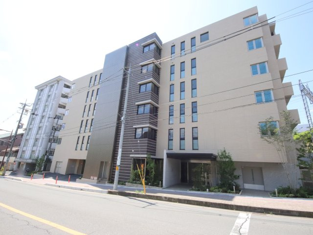 Ｔｏｕｒ　ｄ’Ａｎｇｅ　Ｉｋｏｍａ